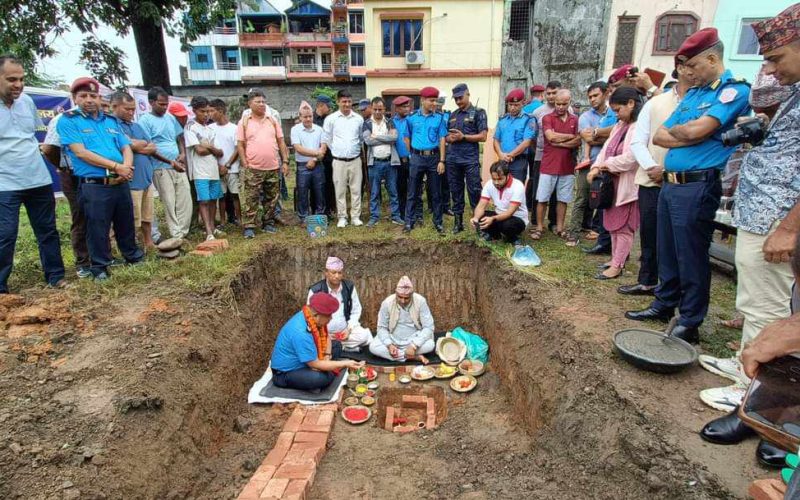 कावासोतीमा प्रहरीको नमूना पेट्रोल पम्प शिलान्यास