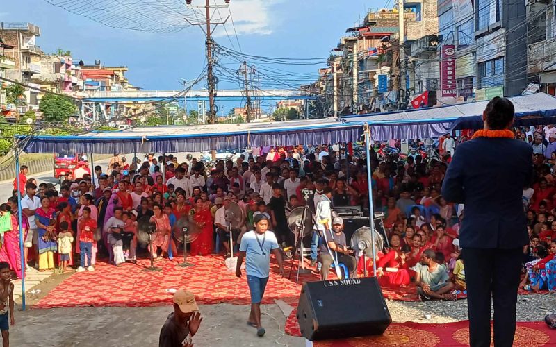 रिलेशन तिज उत्सव : रेडियोको आगनीमा दिदीबहिनीको तिज