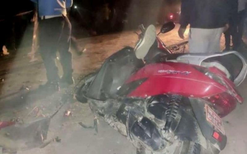 चितवनमा गुडिरहेको ट्रकमा स्कुटर ठोक्किदा स्कुटर चालकको मृत्यु