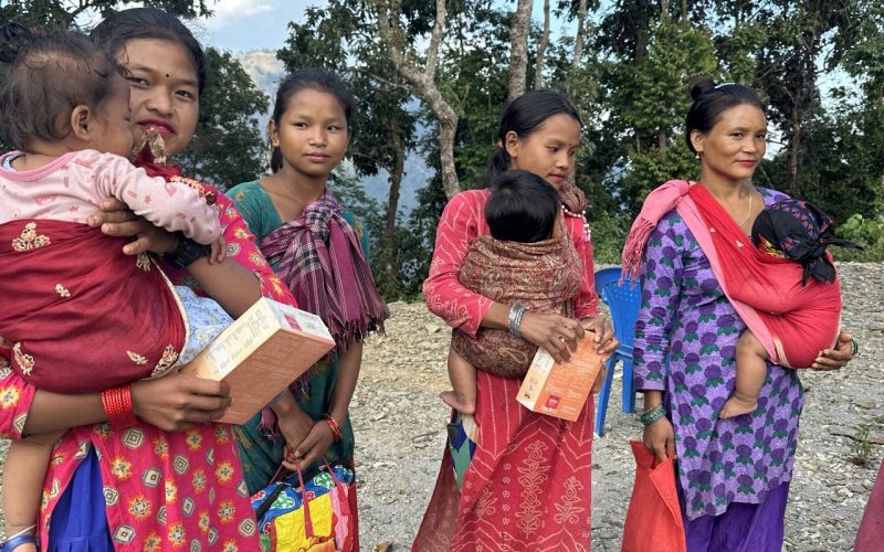 चेपाङ बालवालिकालाई सपनाको सर्वोत्तम पिठो