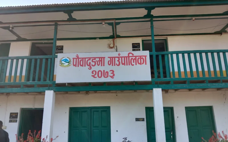 पौवादुङमाको ‘चार ढुङ्गे सन्तानेश्वर महादेव’ ओझेलमा