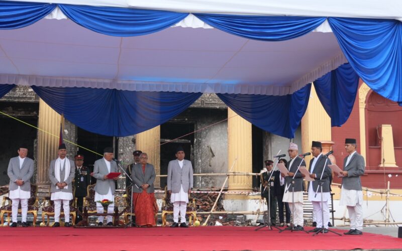 खनाल, घिसिङ र अर्यालले लिए मन्त्रीको शपथ