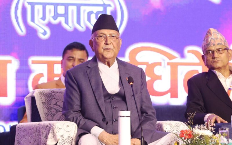 ओलीले पार्टीका सबै जनसंगठनलाई भने- र्‍याली र जुलुसका लागि तयार रहनू