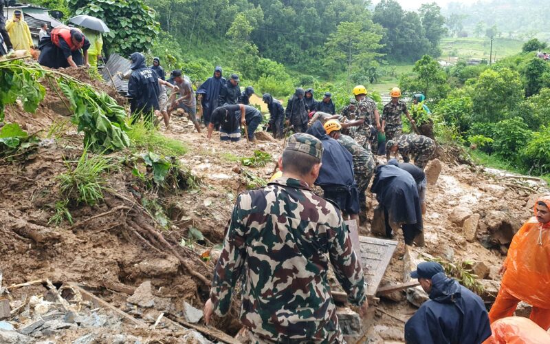 बाढीपहिरो अपडेटः इलामको ३७ जनासहित देशभर ४९ को मृत्यु