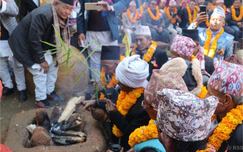 राष्ट्रिय महाधिवेशनका लागि दुमी किरात राईहरु खोटाङको खार्मीमा