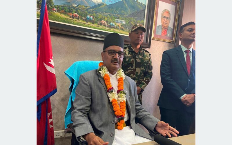 मन्त्री भण्डारीद्वारा परिणाममुखी काम गर्न निर्देशन