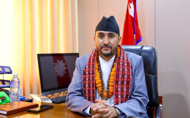 समृद्ध नेपालको गन्तव्य तय हुँदैछ: सञ्चारमन्त्री खरेल
