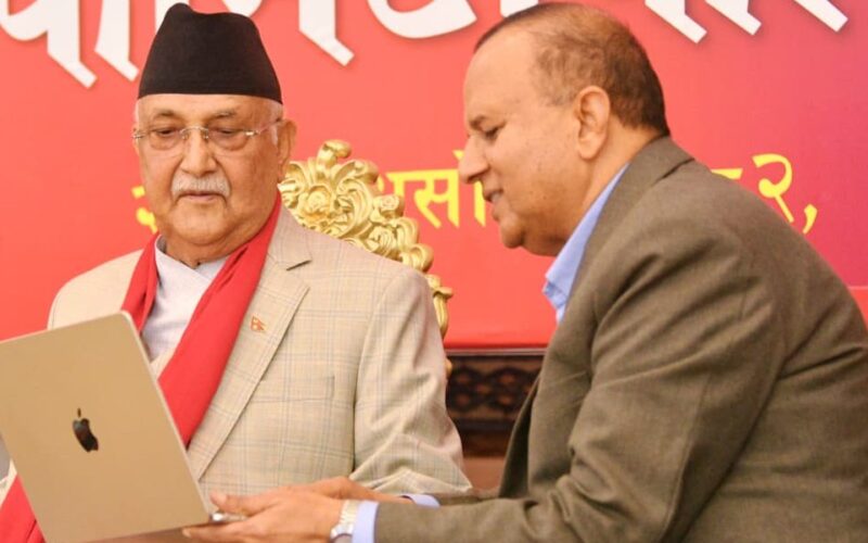 एमाले अध्यक्षमा ओली , महासचिवमा शंकर पोख्रेल विजयी