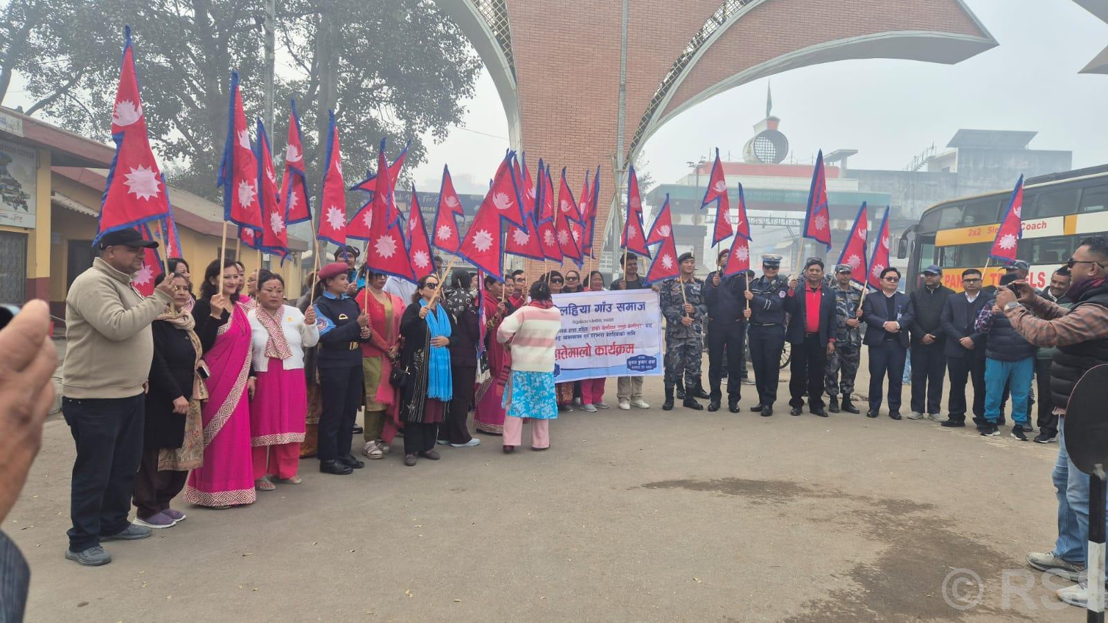 रुपन्देहीको सीमा नाका बेलहियानाका हुँदै नेपाल आउने पर्यटकलाई राष्ट्रिय झण्डाबाट स्वागत गरिने