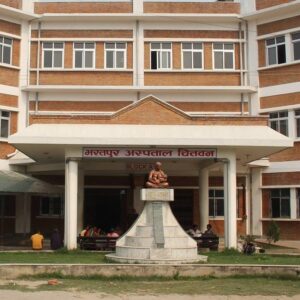सौराहा लेडिज जेसीजको सप्ताह : विपन्नलाई छात्राबृत्ती, गर्भवतीलाई अण्डा