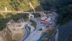 इच्छाकामनाका चेपाङ समुदायलाई चिउरीको बिरुवा वितरण