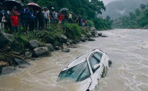 व्यवसायीले बल्ल पाए ‘अण्डा’ को लागत मूल्य, रोकियो अवैध आयात