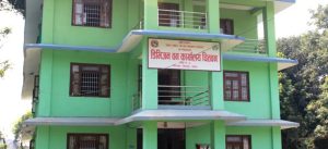 बेनी–पाखापानी सडकः किराखोर–नेप्टेचौर खण्डमा धमाधम कालोपत्र हुँदै