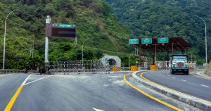 नागढुंगा सुरुङमार्ग निजी सवारीका लागि पनि खुला, आजदेखि परीक्षण सञ्चालन सुरु