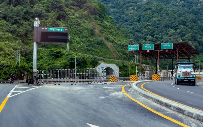 नागढुंगा सुरुङमार्ग निजी सवारीका लागि पनि खुला, आजदेखि परीक्षण सञ्चालन सुरु