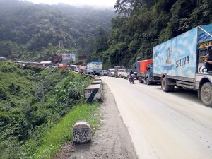 ध्रुवे हात्तीको आक्रमणपछि बहस: के हात्तीले पुस्तौँसम्म रिस साँध्छ?