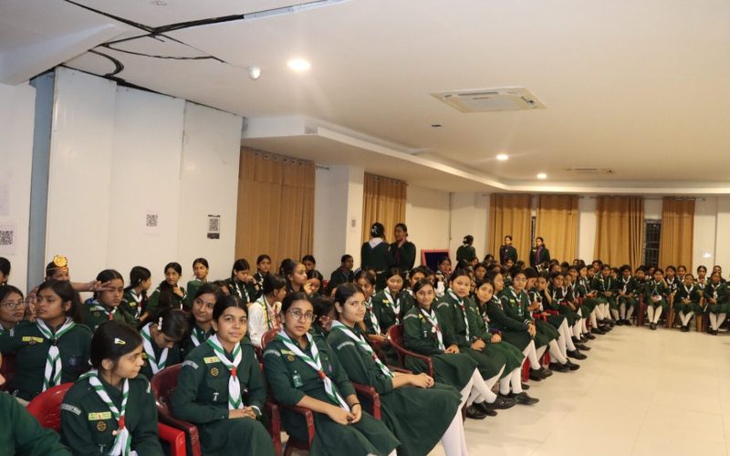 चितवनमा तीन प्रदेशका २३४ स्काउट विद्यार्थीलाई नेतृत्व विकास तालिम