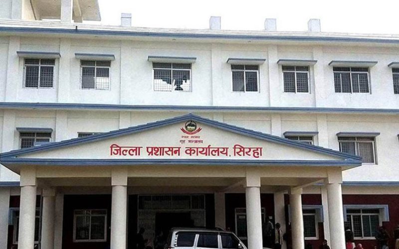 गोलबजार क्षेत्रमा खुकुलो बनाइयो कर्फ्यु