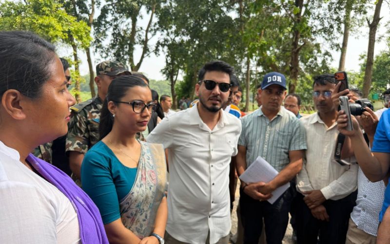 चितवन निकुञ्जभित्रको बाटो स्तरोन्नती गर्ने कार्य अघि बढ्यो, सकियो रुख गणना, दशैंअघि नै इआइए प्रतिवेदन बुझाइने